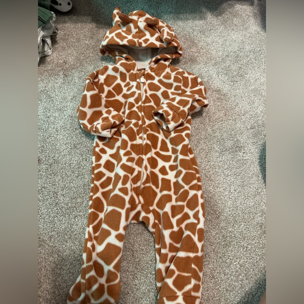 Old navy. Giraffe suit. Perfect for halloween or winter.